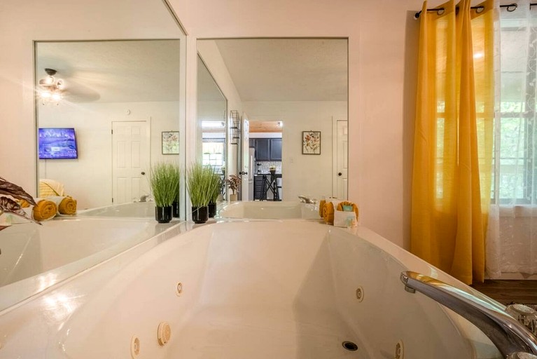 Cabins (United States of America, Gatlinburg, Tennessee)