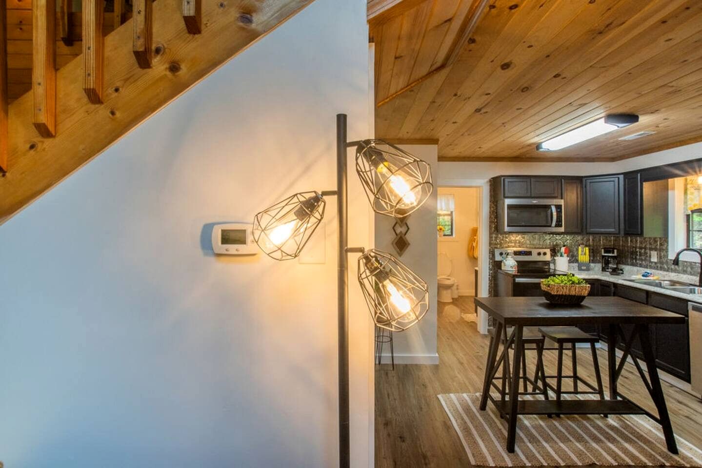 Incredible Secluded Cabin with Hot-tub in Gatlinburg, Tennessee