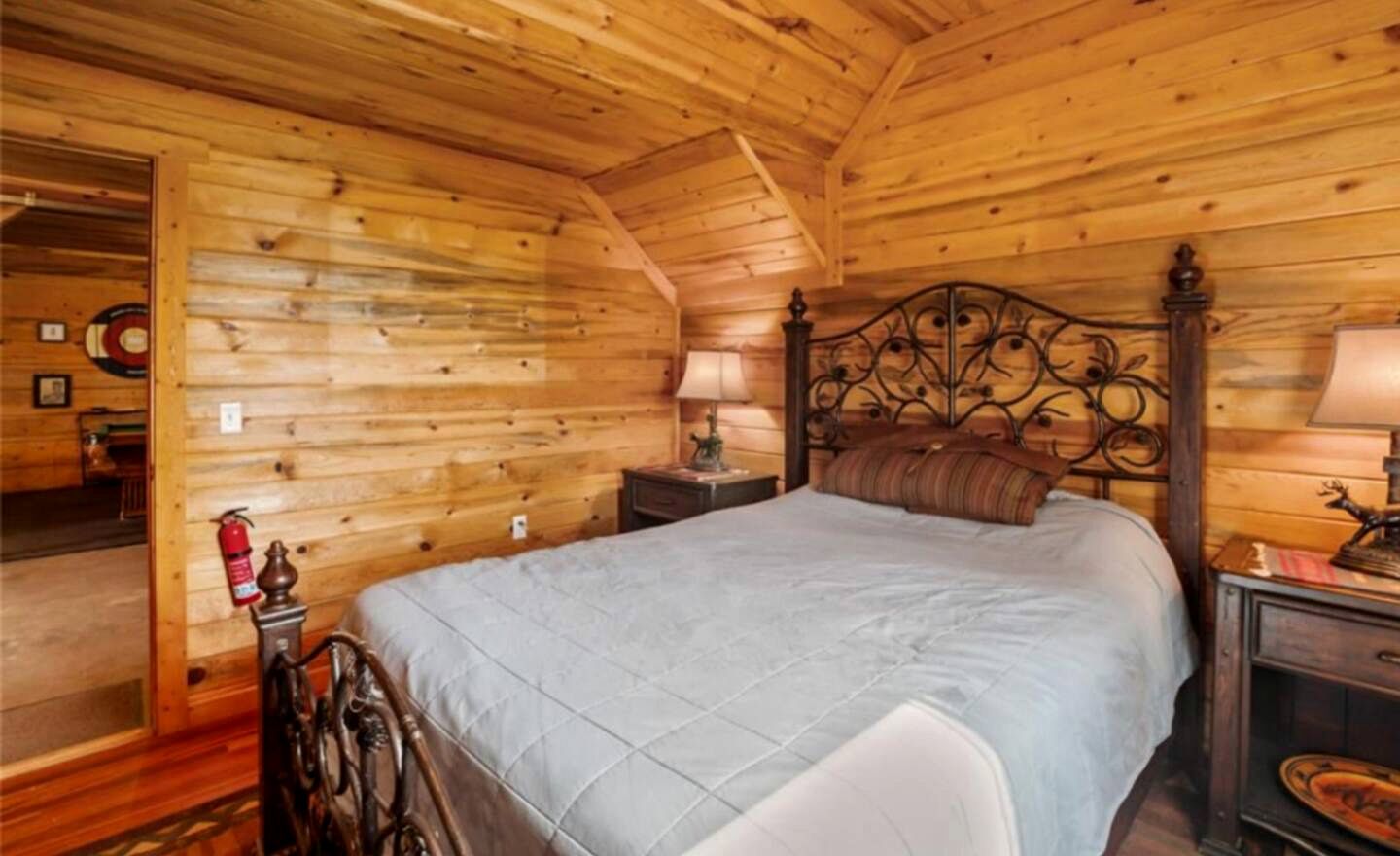 Incredible Spacious Barn for a Unique Escape in Nature in Cripple Creek, Colorado