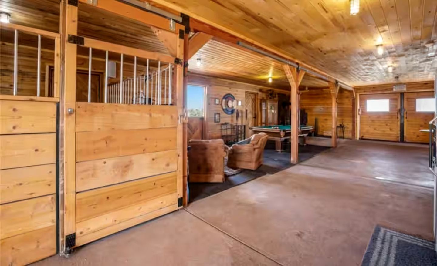 Incredible Spacious Barn for a Unique Escape in Nature in Cripple Creek, Colorado