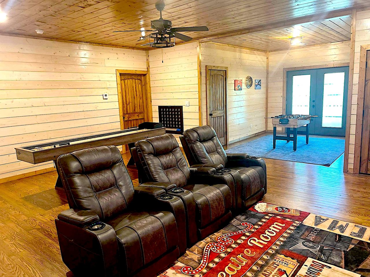 Incredible Spacious Cabin Surrounded by Nature for an Amazing Escape for the Whole Family in Broken Bow, Oklahoma