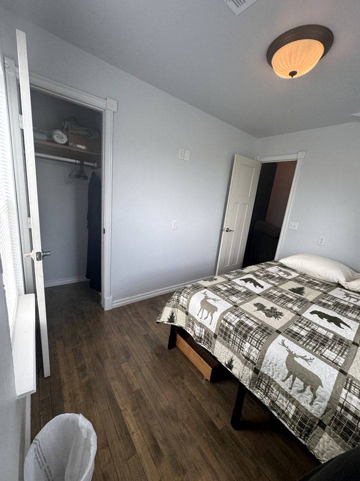 Incredible Spacious Rental with Fantastic Activities for an Unforgettable Family Adventure by the Lake in Cookson, Oklahoma