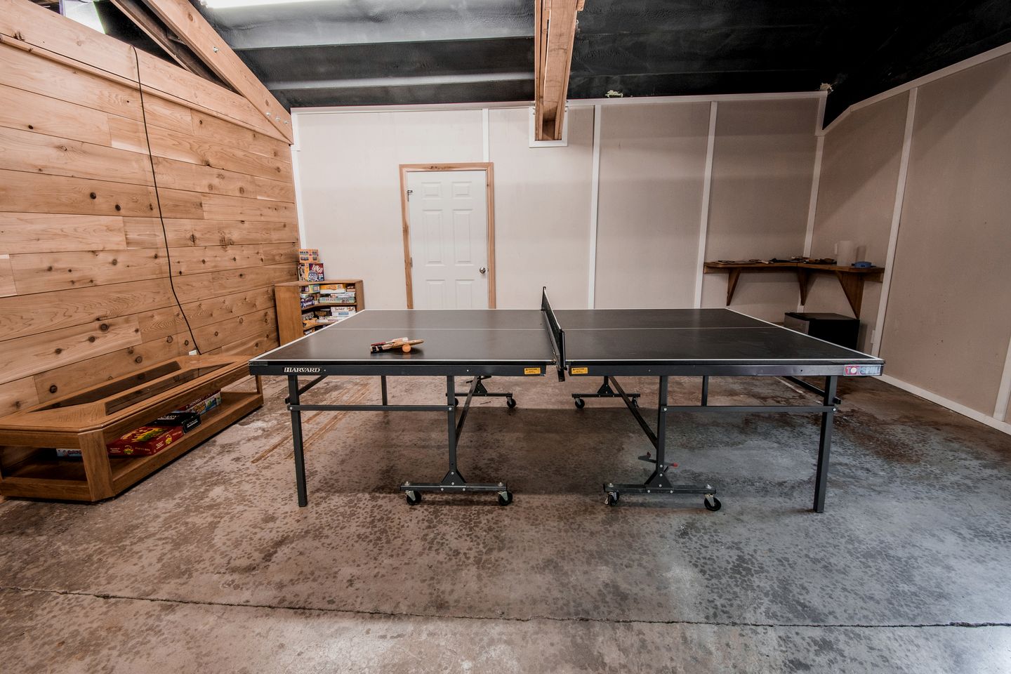 Incredible Tiny House with Fireplace in Waldport, Oregon