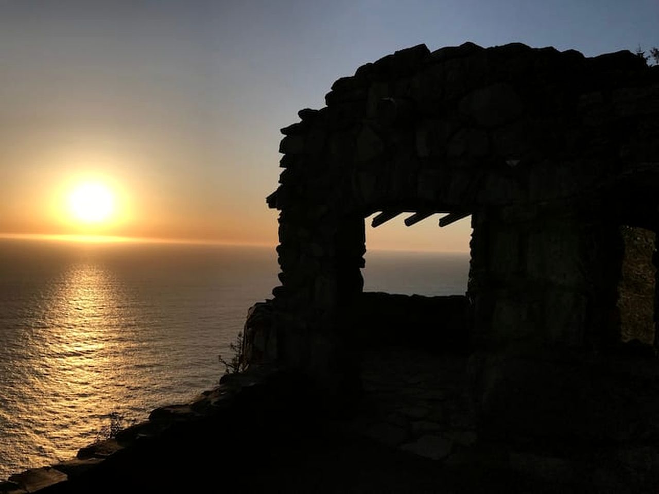 Incredible Tiny House with Fireplace in Waldport, Oregon