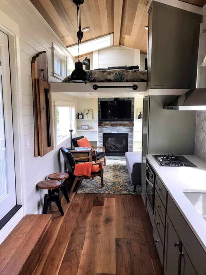 Incredible Tiny House with Fireplace in Waldport, Oregon