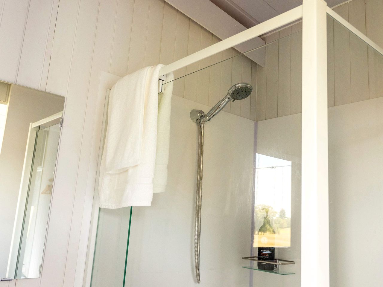 Incredible Tiny House Placed in a Secluded Location in Boonah, Queensland