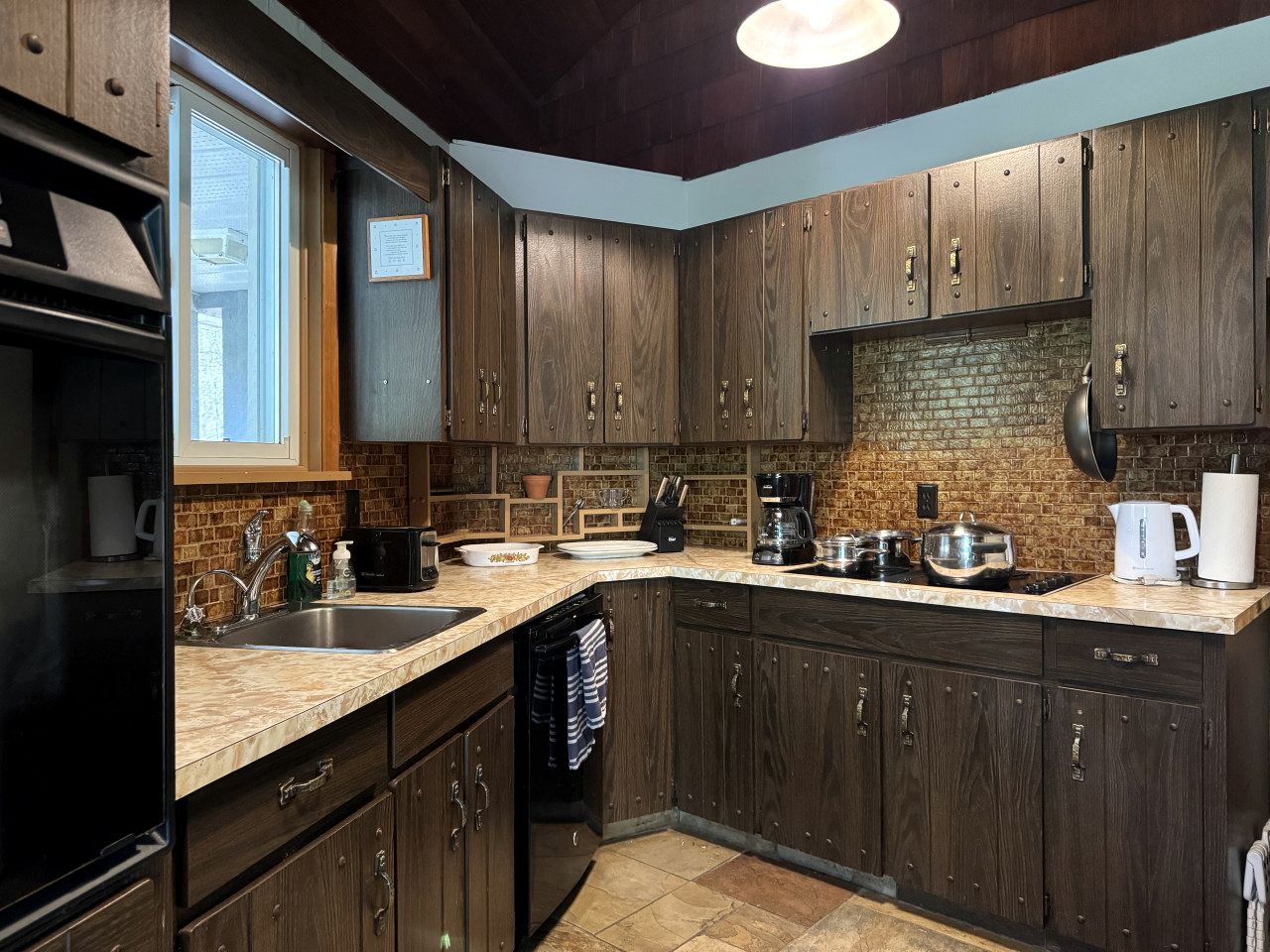 Incredible Unique Cottage Surrounded by Trees for a Wonderful Family Escape in Brighton, Ontario