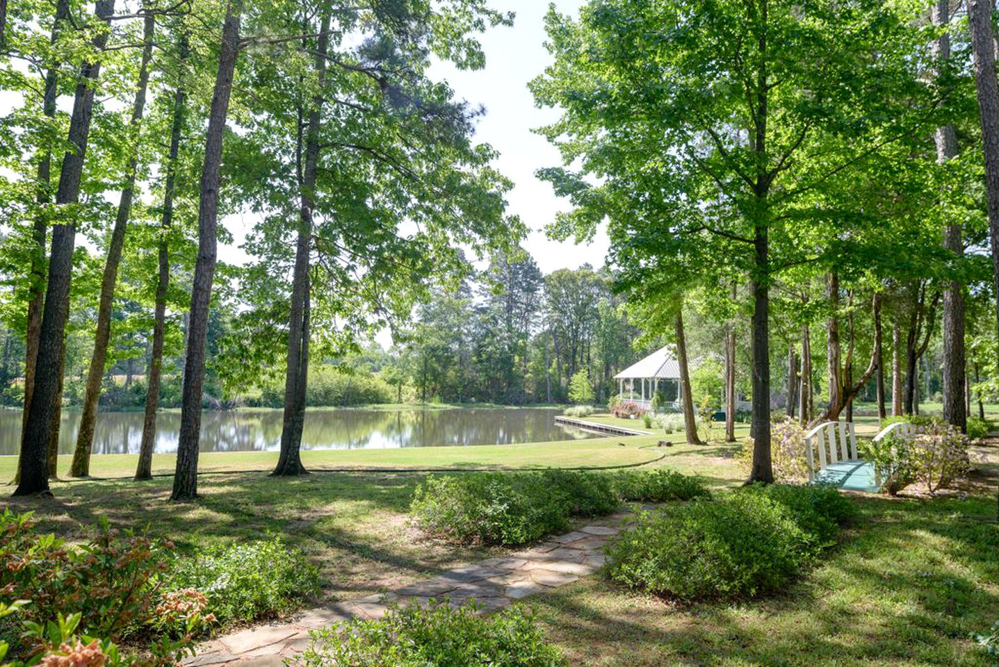 Incredible Villa Rental for Groups with Pool near Mt Vernon, Texas