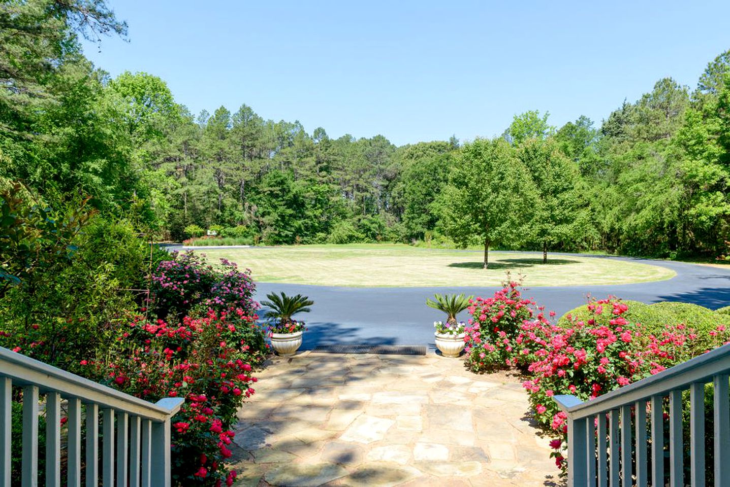 Incredible Villa Rental for Groups with Pool near Mt Vernon, Texas