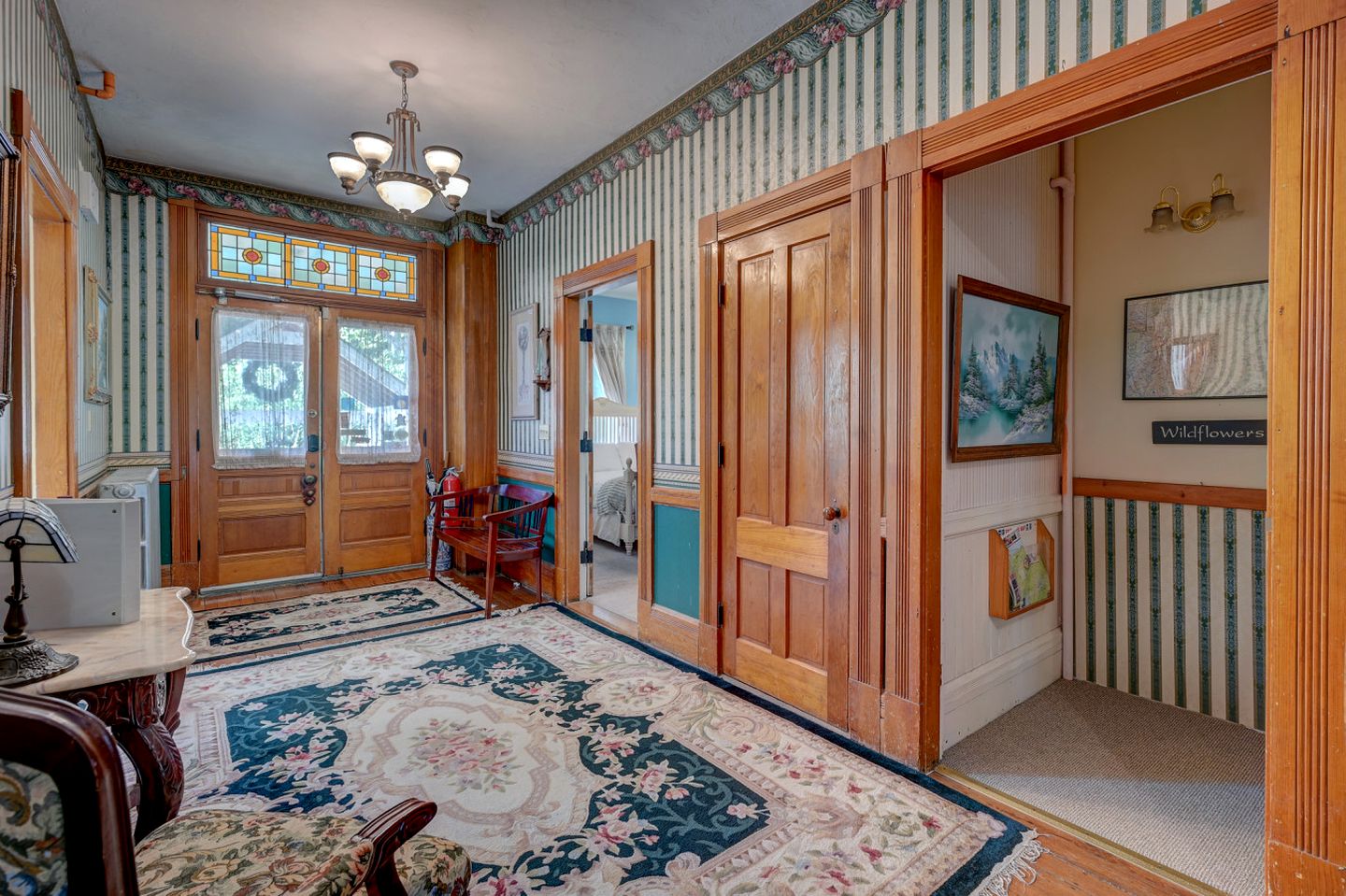 Incredible Villa with Swimming Pool and Hot-tub in North Conway, New Hampshire