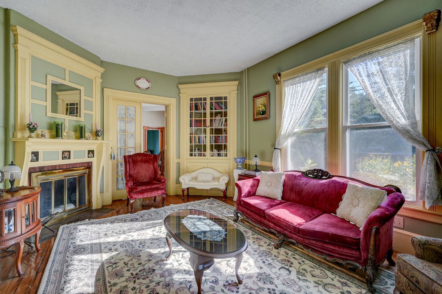 Incredible Villa with Swimming Pool and Hot-tub in North Conway, New Hampshire