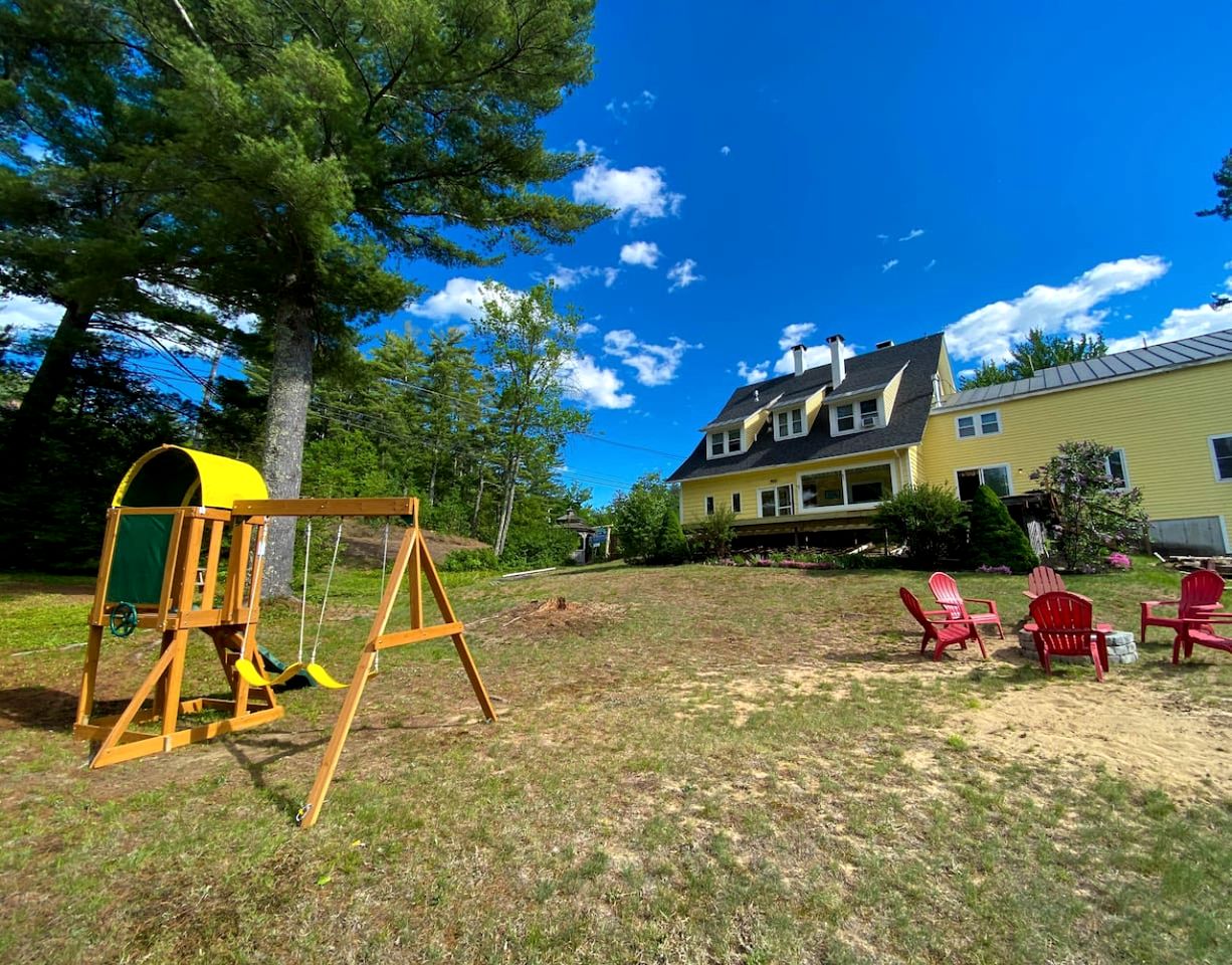 Incredible Villa with Swimming Pool and Hot-tub in North Conway, New Hampshire