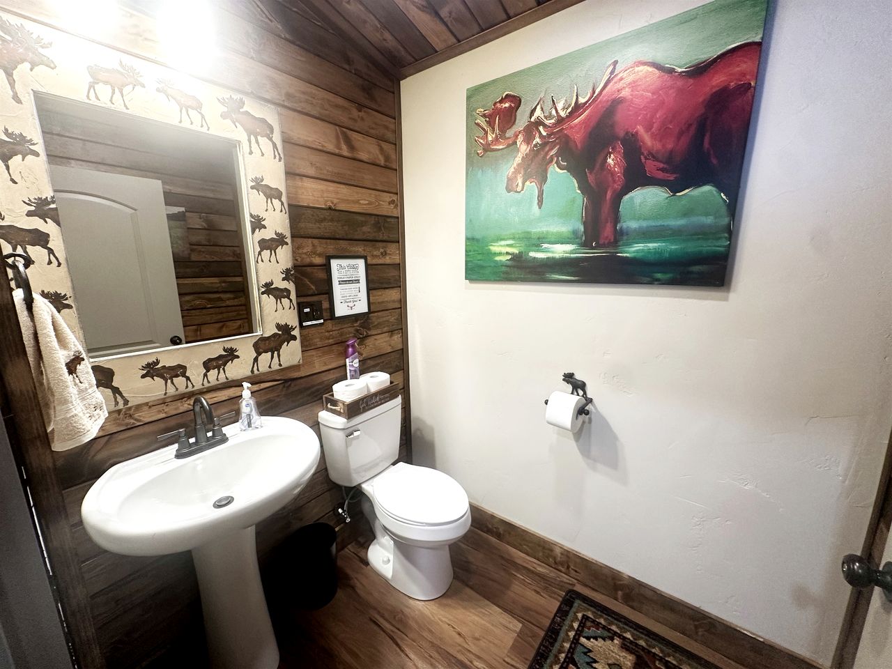Incredible Wooden Cabin with Fantastic Hiking Trails in Island Park, Idaho