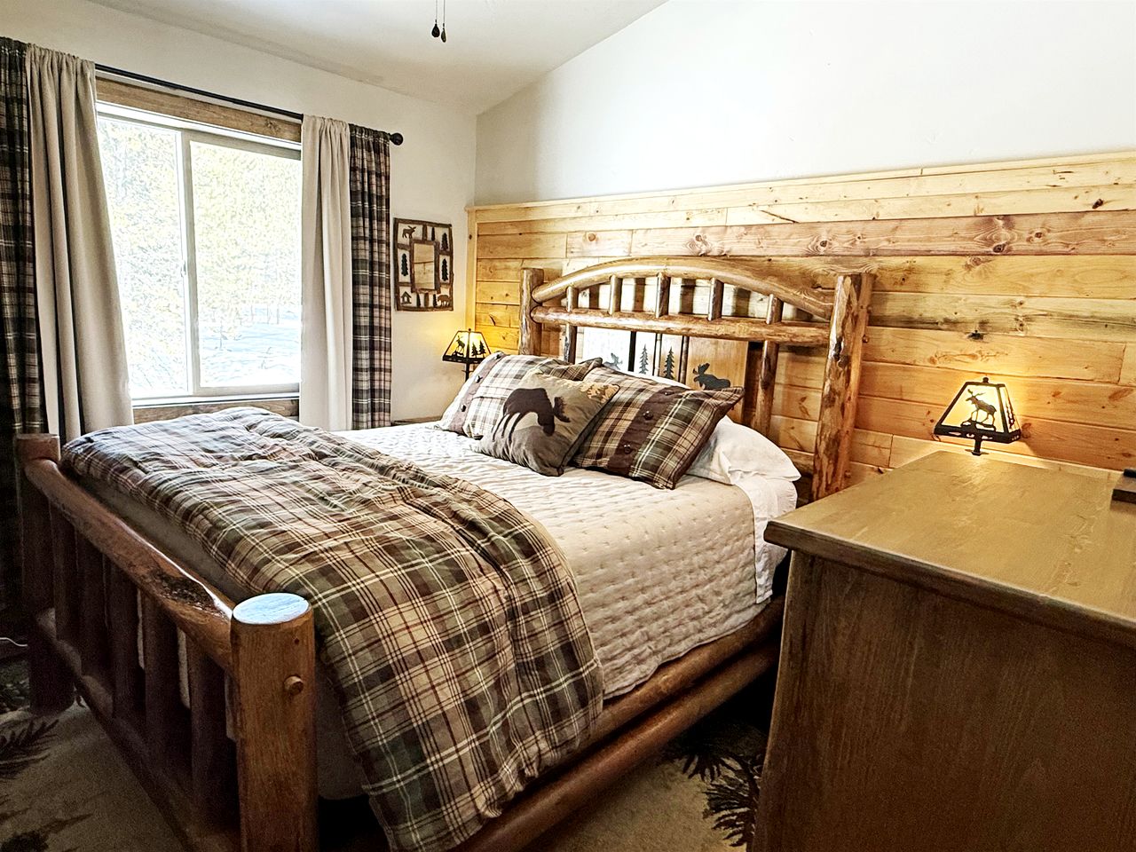 Incredible Wooden Cabin with Fantastic Hiking Trails in Island Park, Idaho