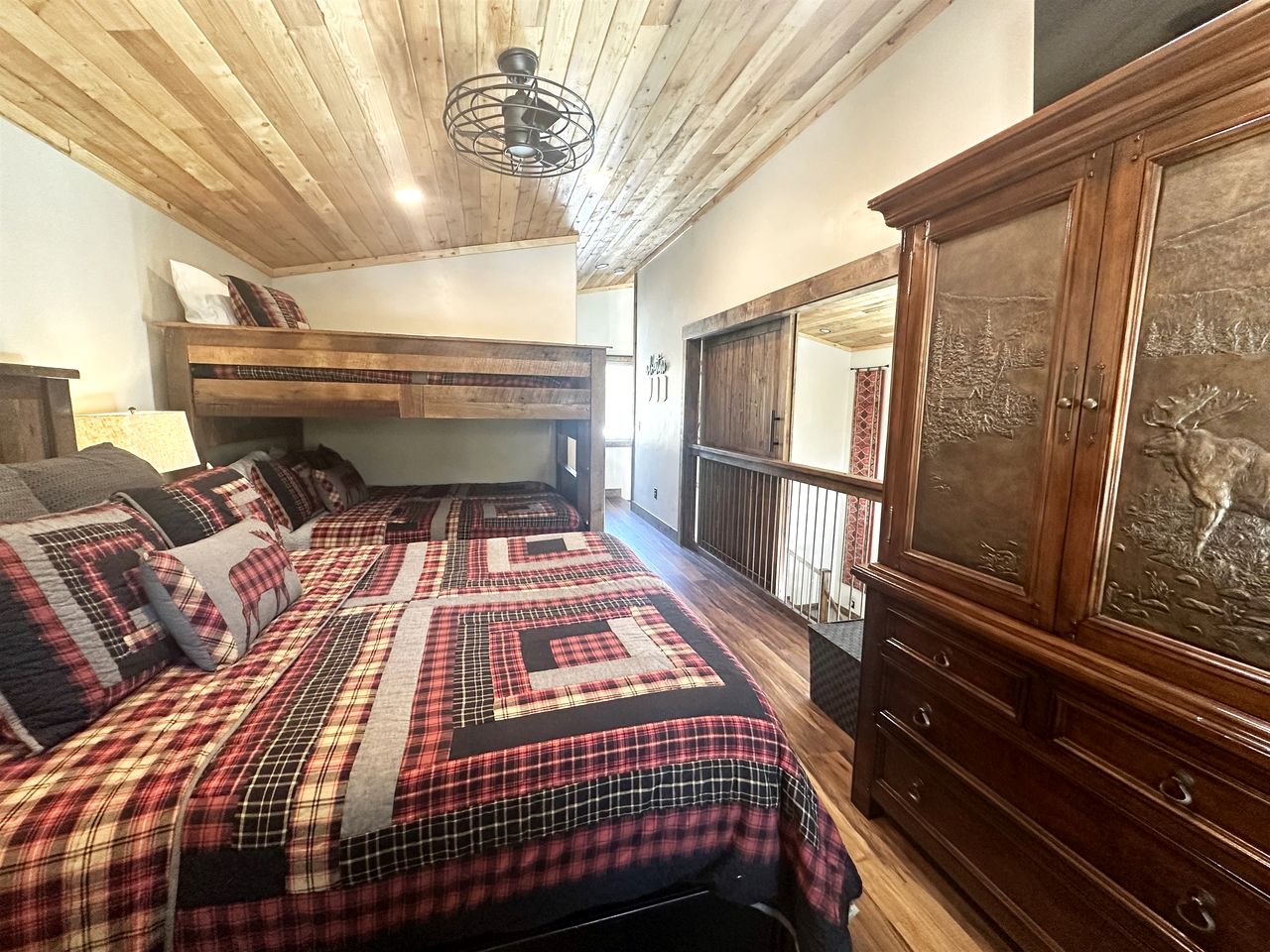 Incredible Wooden Cabin with Fantastic Hiking Trails in Island Park, Idaho