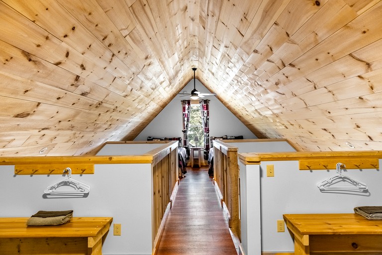 Cabins (United States of America, Greenville, Maine)