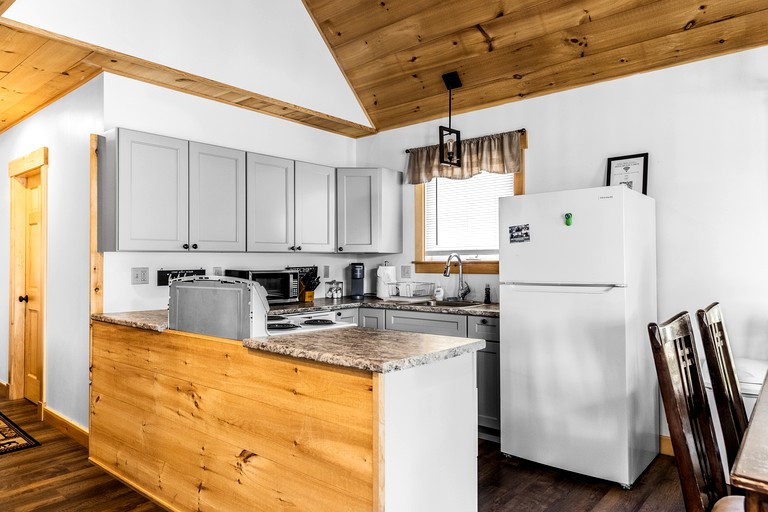 Cabins (United States of America, Greenville, Maine)