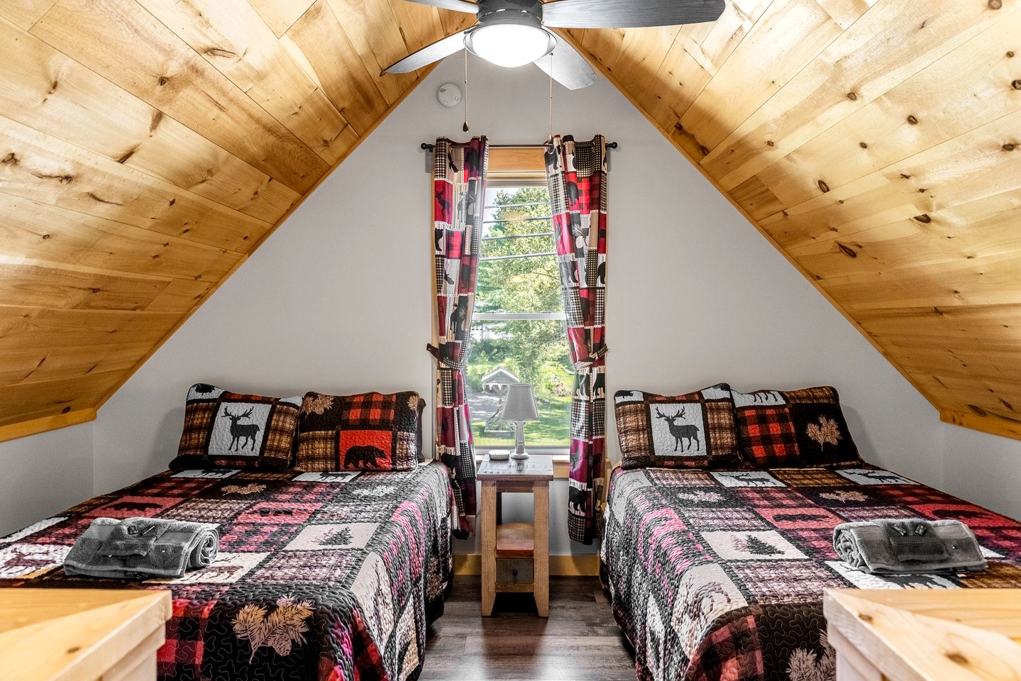 Incredible Wooden Cabin with Fire Pit and Barbecue in Greenville, Maine