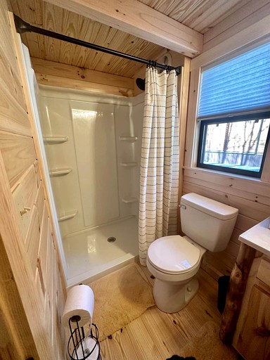 Cabins (United States of America, Steuben, Maine)