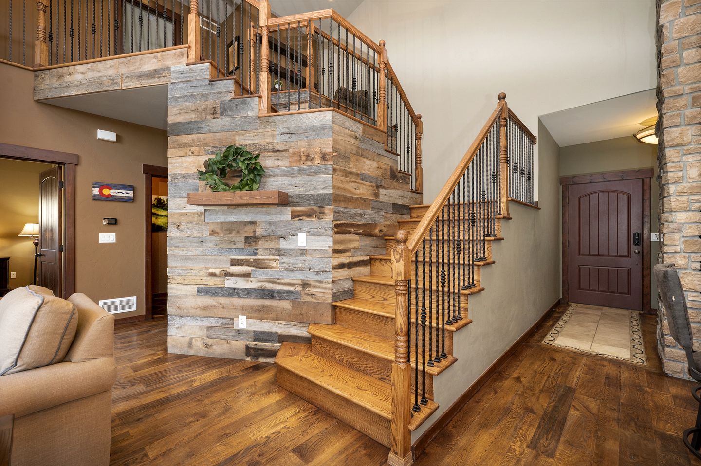 Outstanding Cabin with Barbecue, Hot-tub and Foosball in Granby, Colorado