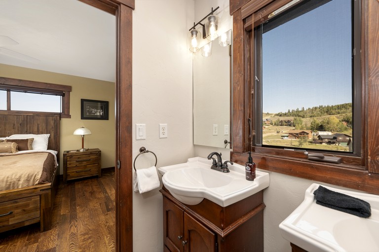 Cabins (United States of America, Granby, Colorado)