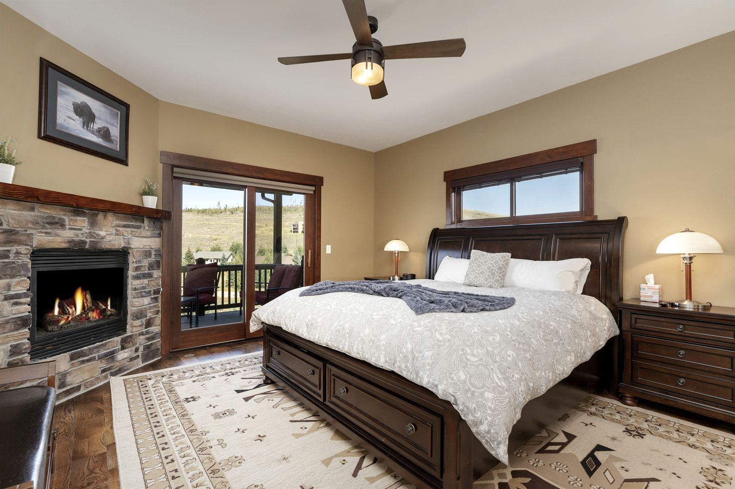 Outstanding Cabin with Barbecue, Hot-tub and Foosball in Granby, Colorado