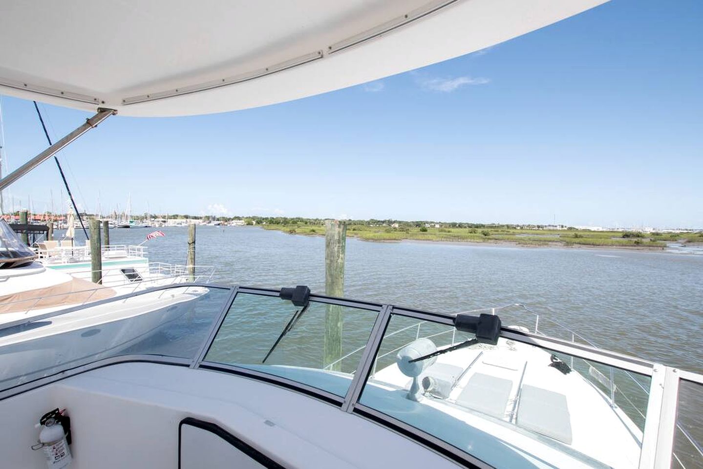 Luxurious Family-Friendly Boat Beautifully Decorated in Florida