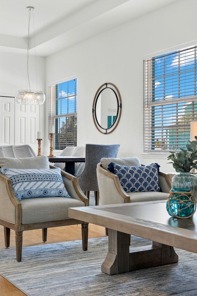 Stunning Beach House with Swimming Pool and Great Sights in Fort Myers Beach, Florida