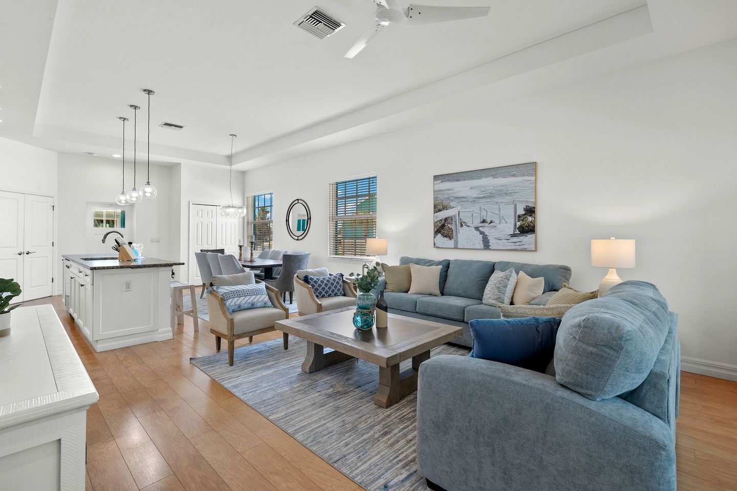 Stunning Beach House with Swimming Pool and Great Sights in Fort Myers Beach, Florida