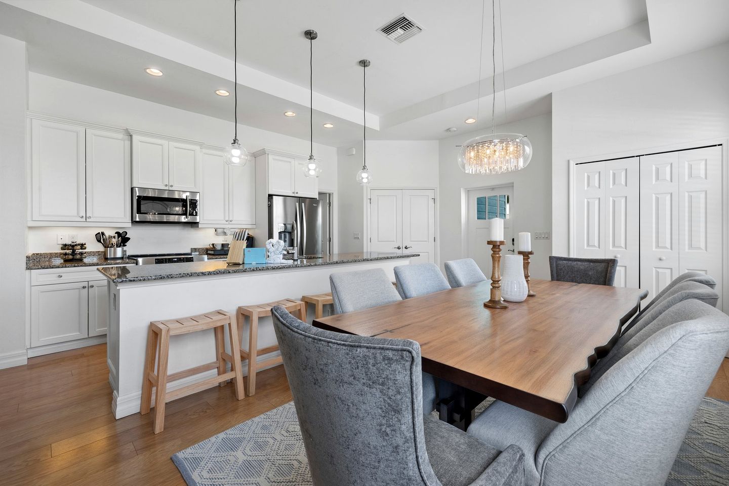 Stunning Beach House with Swimming Pool and Great Sights in Fort Myers Beach, Florida