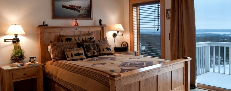 Nature Lodges (Baraboo, Wisconsin, United States)