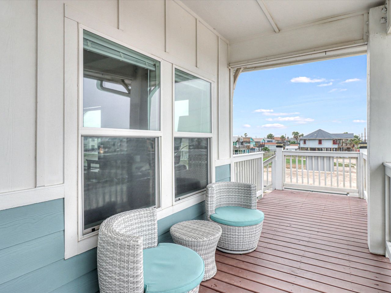 Gorgeous Beach House with Barbecue and Beach Access in Rockport, Texas