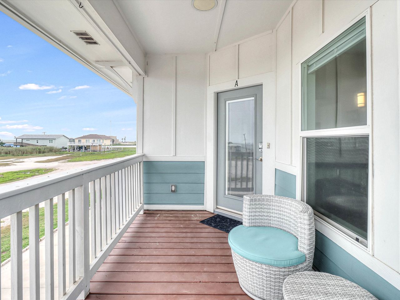 Gorgeous Beach House with Barbecue and Beach Access in Rockport, Texas