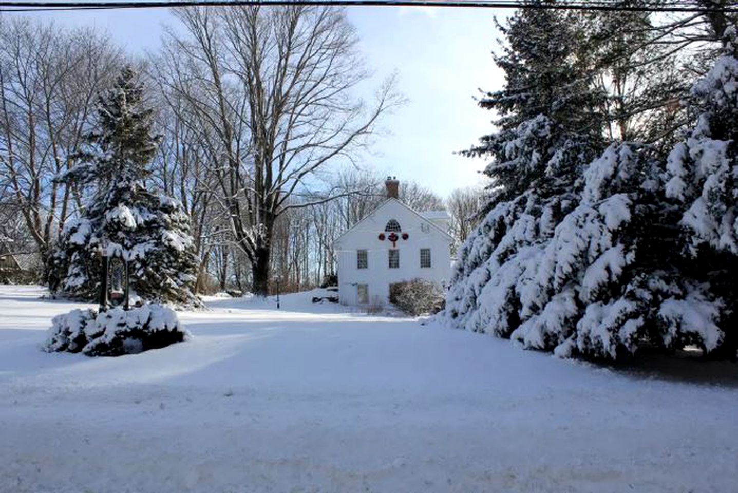 Weekend Getaway in a Charming Bed and Breakfast near Shenipsit State Forest, Connecticut