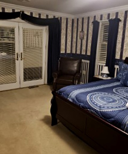 Nature Lodges (Berkeley Springs , West Virginia, United States)