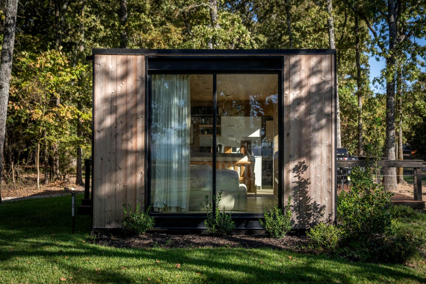 Stunning Tiny House by Lake Tawakoni for a Peaceful Glamping Getaway near Quinlan, Texas