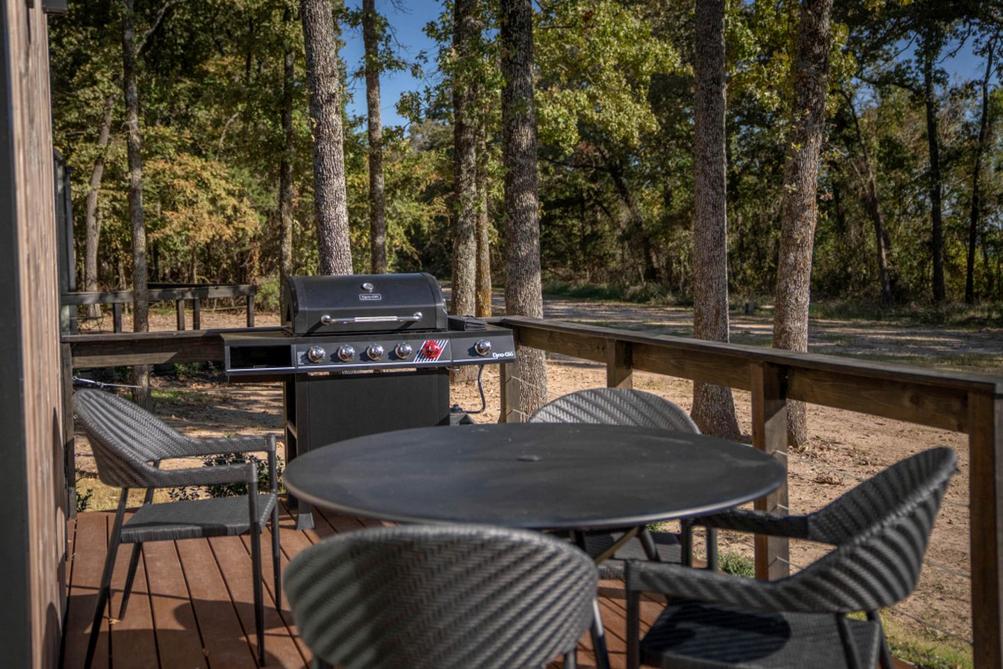 Beautiful Tiny House for a Unique Couples Getaway by Lake Tawakoni near Quinlan, Texas