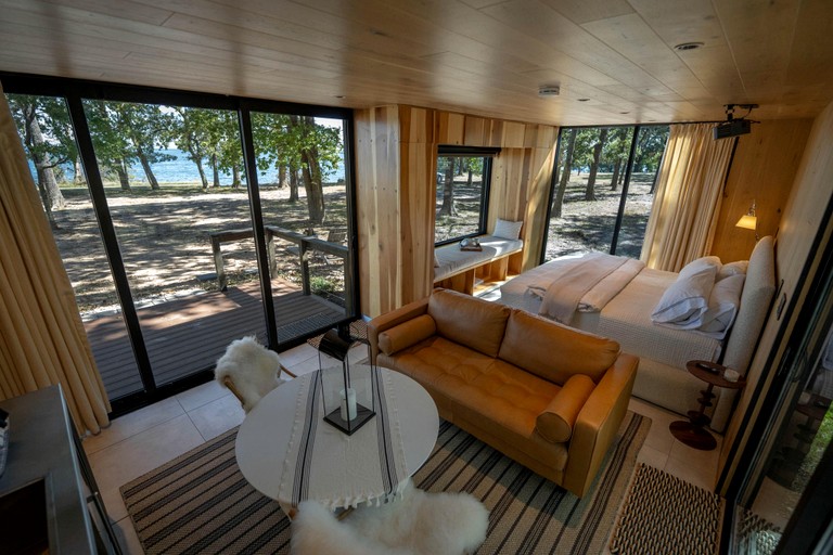 Scenic Deluxe Suite | Cottages (Quinlan, Texas, United States of America)