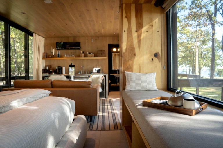 Scenic Deluxe Suite | Tiny Houses (Quinlan, Texas, United States of America)