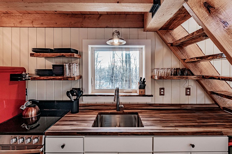 Tree Houses (Sanford, Maine, United States)