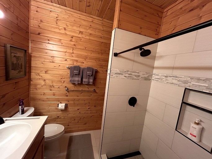 Log Cabins (United States of America, Ennis, Montana)