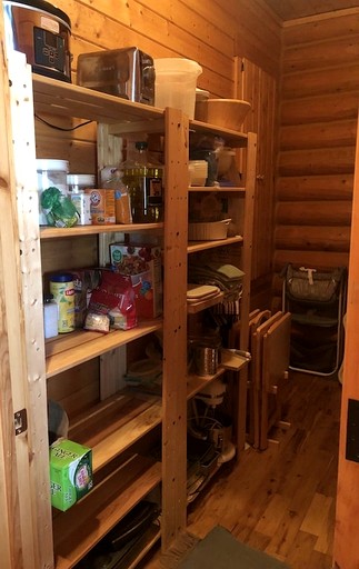 Log Cabins (United States of America, Ennis, Montana)