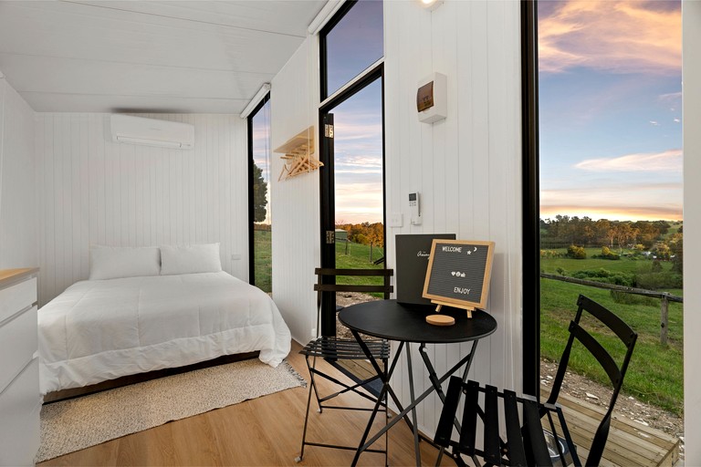 Tiny Houses (Australia, Jindivick, Victoria)