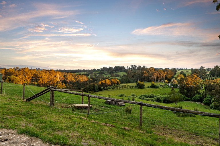 Tiny Houses (Australia, Jindivick, Victoria)