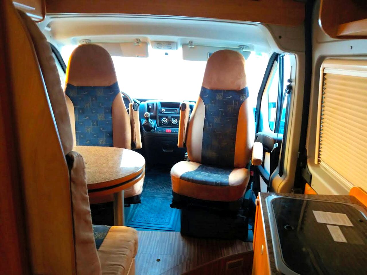 Intrepid Caravan Rental for Four Guests in Algarve, Portugal