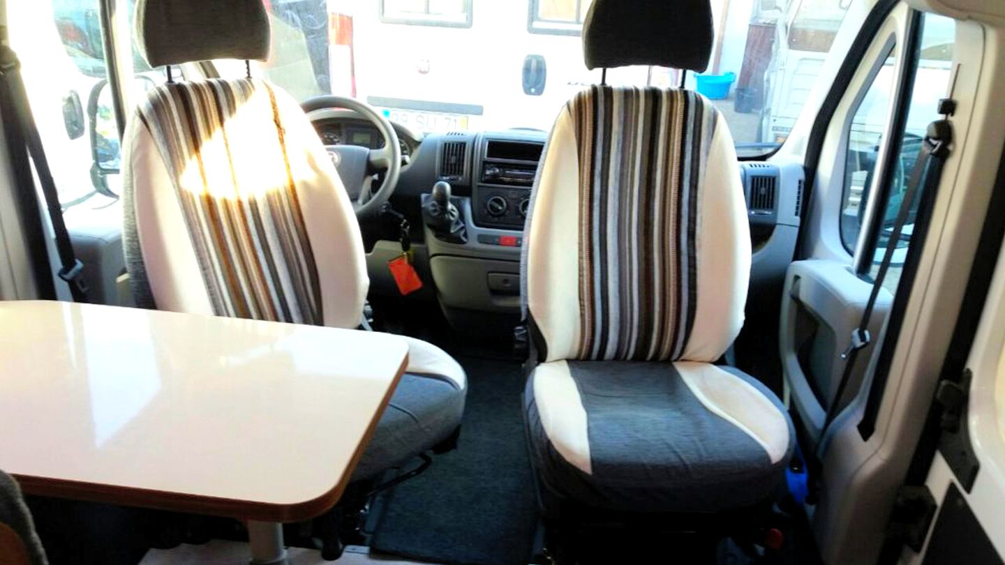 Intrepid Caravan Rental for Four Guests in Algarve, Portugal