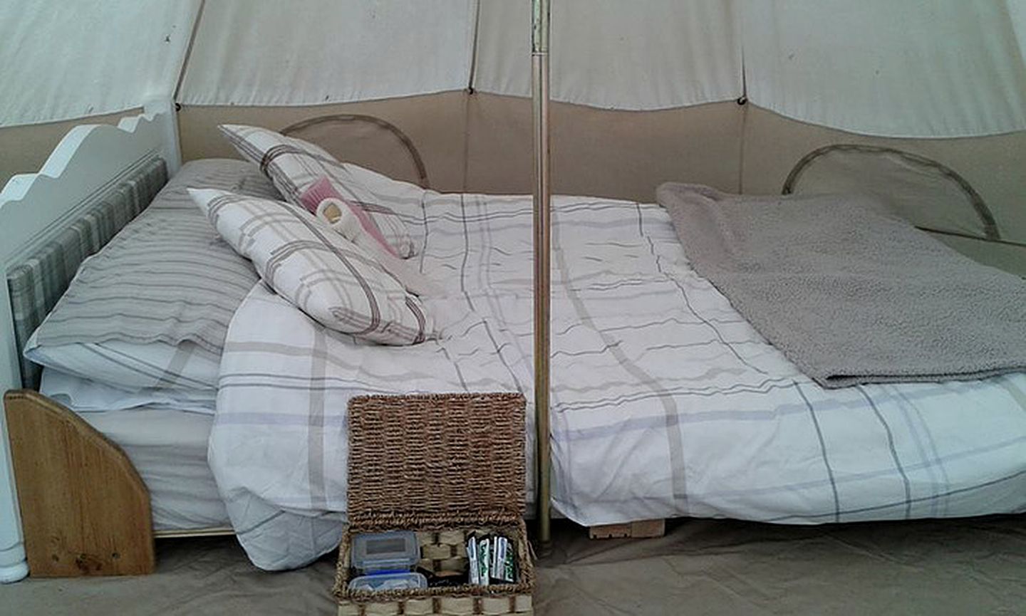 Cozy Luxury Bell Tent Hire on Picturesque Loch Ness in Scotland