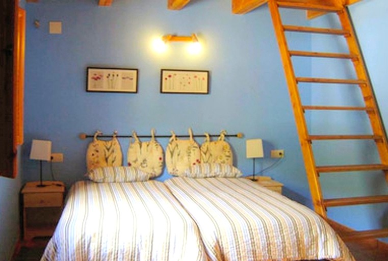 Nature Lodges (Villahermosa del Río, Valencia, Spain)