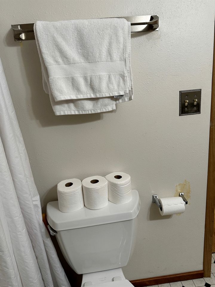 Inviting Alaska Apartment with Mountain Views & Easy Trail Access near Downtown Juneau