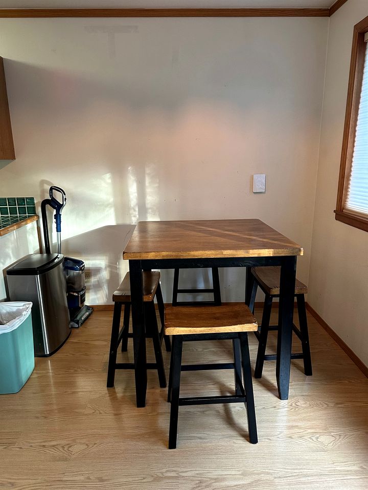 Inviting Alaska Apartment with Mountain Views & Easy Trail Access near Downtown Juneau